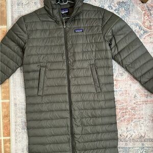 Patagonia women’s recycled Down Sweater Parka olive green size women’s small